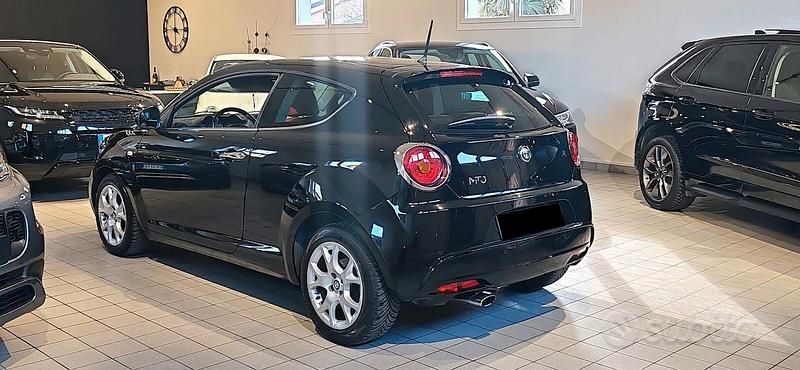 Usata Alfa Romeo MiTo Distinctive 105 CV (77 kW) 2014 Nero Utilitaria