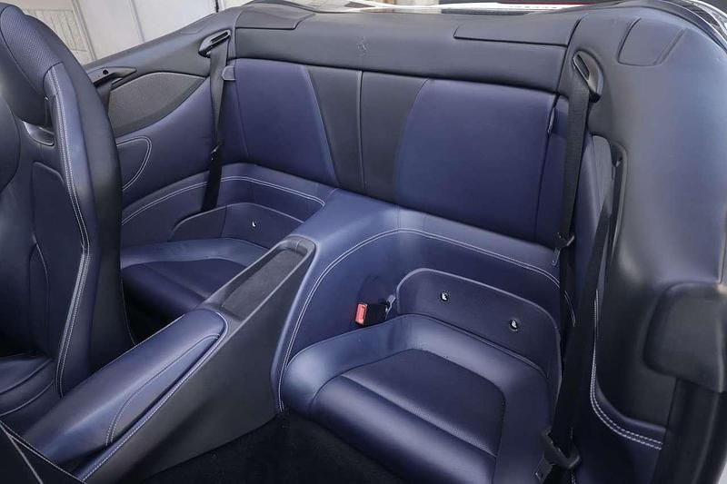 Usata Ferrari Portofino 600 CV (441 kW) 2018 Bianco Cabrio