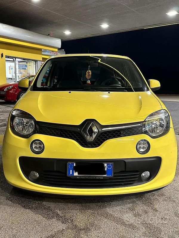 Usata Renault Twingo 65 CV (47 kW) 2018 Giallo Utilitaria