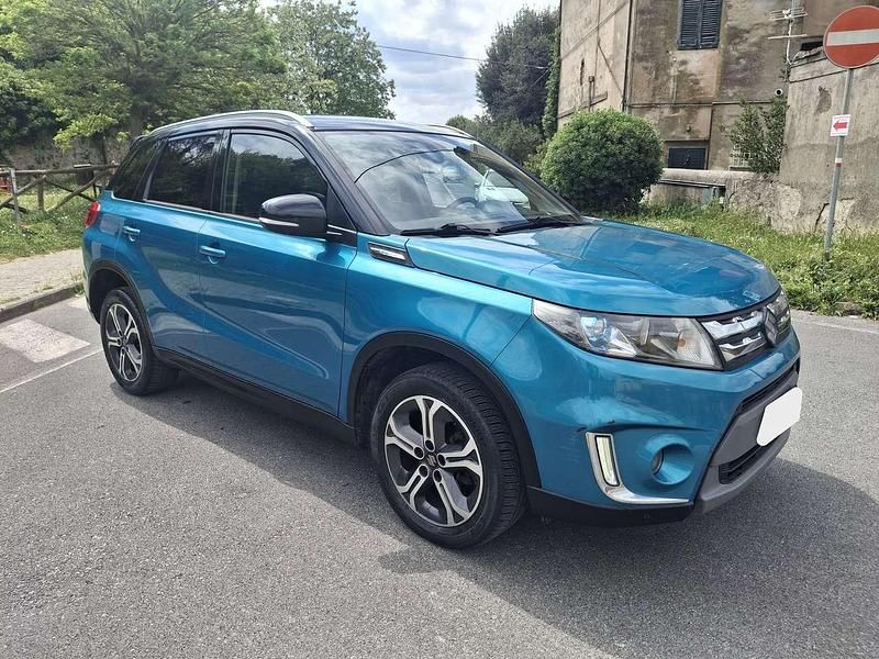 Usata Suzuki Vitara 120 CV (88 kW) 2015 Turchese caraibi tetto nero SUV