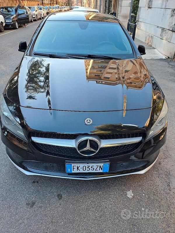Usata Mercedes CLA200 Shooting Brake 2017 Nero Station wagon