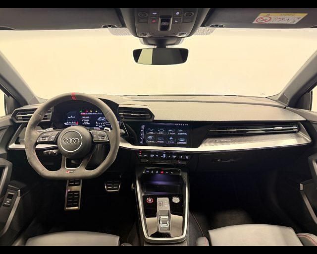 Usata Audi RS3 Sportback 400 CV (294 kW) 2023 Nero Utilitaria