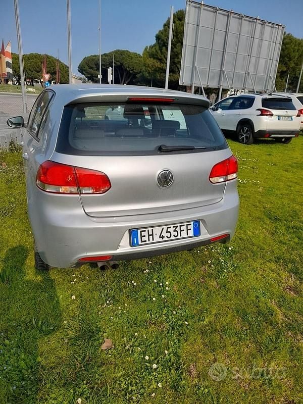Usata VW Golf VI Highline 122 CV (89 kW) 2011 Grigio Utilitaria