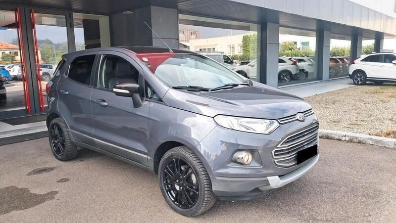 Usata Ford Ecosport Titanium 95 CV (69 kW) 2017 Grigio SUV