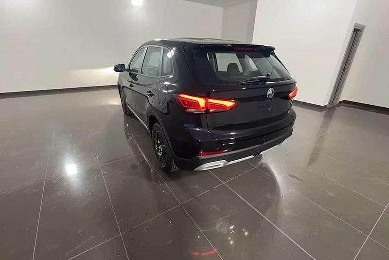 Nuova MG ZS 116 CV (85 kW) 2025 Nero Berlina