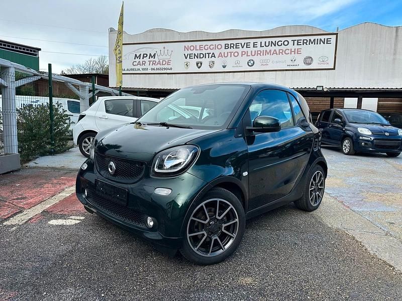 Verde Usata 2018 Smart ForTwo Coupé Prime Utilitaria | 17.450 € (Molto cara) - Immagine 1/4