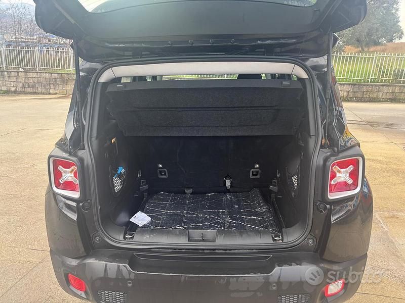 Usata Jeep Renegade 120 CV (88 kW) 2018 Nero SUV
