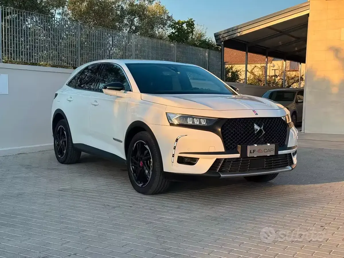 Usata DS Automobiles DS7 Crossback Performance 131 CV (96 kW) 2022 Bianco SUV