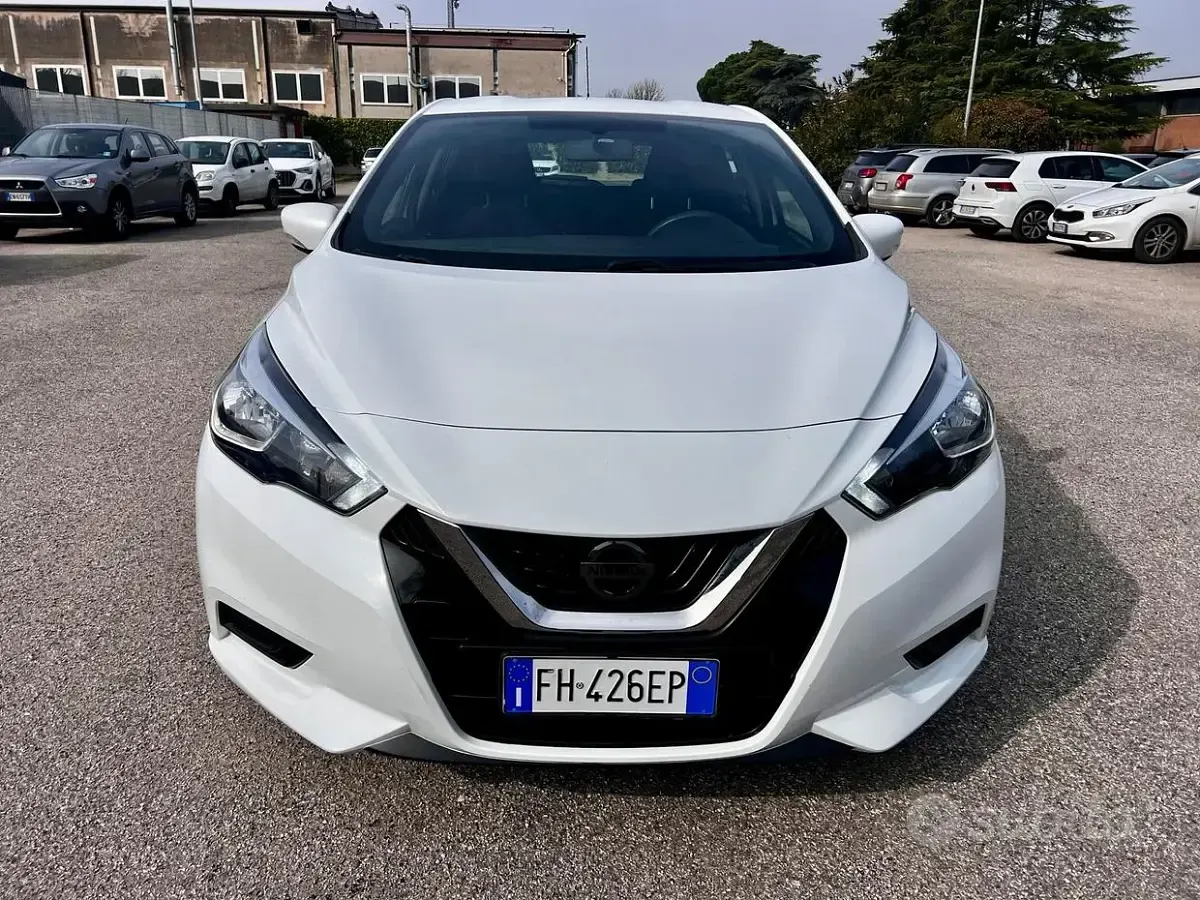 Usata Nissan Micra N-Connecta 90 CV (66 kW) 2017 Bianco Utilitaria