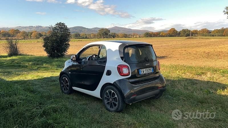 Usata Smart ForTwo Coupé 71 CV (52 kW) 2014 Utilitaria