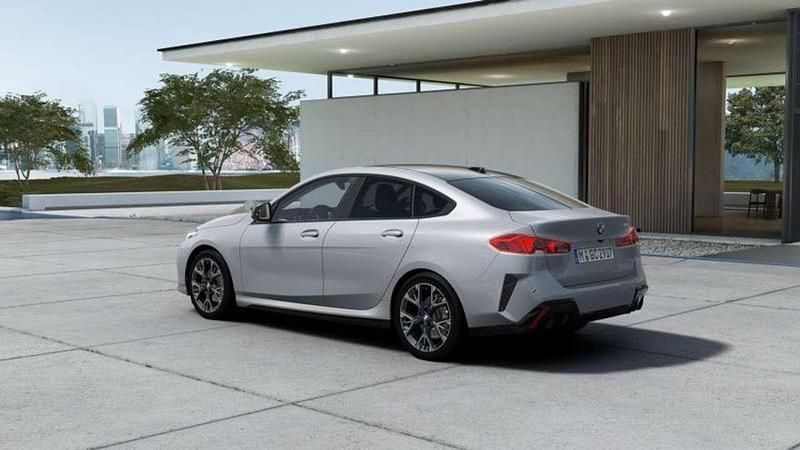 Nuova BMW 220 M Sport 170 CV (125 kW) 2026 Brooklyn grey metallic Coupé