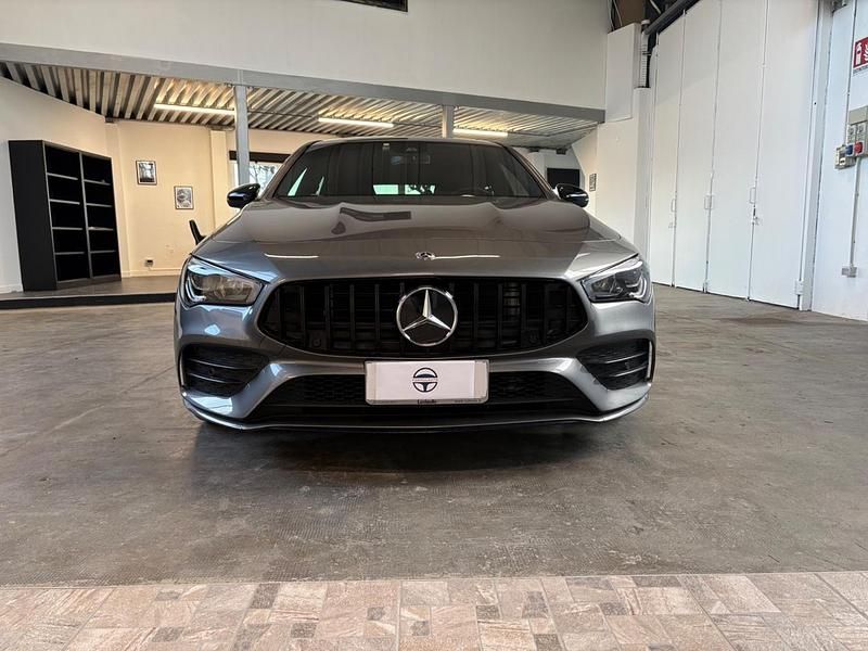Usata Mercedes CLA200 Shooting Brake Premium 150 CV (110 kW) 2021 Grigio Station wagon