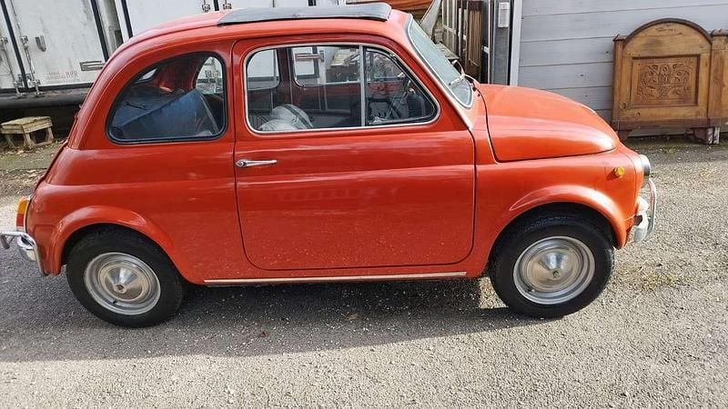 Usata Fiat 500L 24 CV (17 kW) 1972 Rosso Monovolume