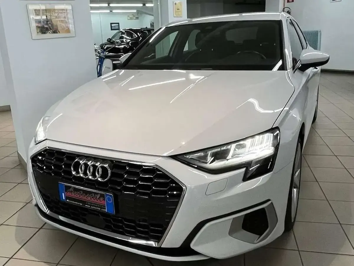 Gebraucht Audi A3 Business 200 PS (147 kW) 2021 Weiß Limousine
