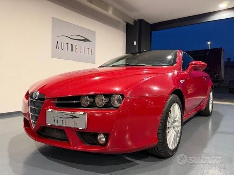 Usata Alfa Romeo Brera 210 CV (154 kW) 2009 Rosso Coupé