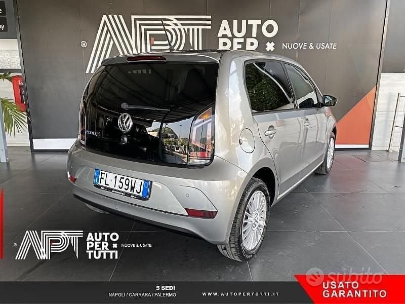 Usata VW up! high up! 68 CV (50 kW) 2017 Grigio Utilitaria