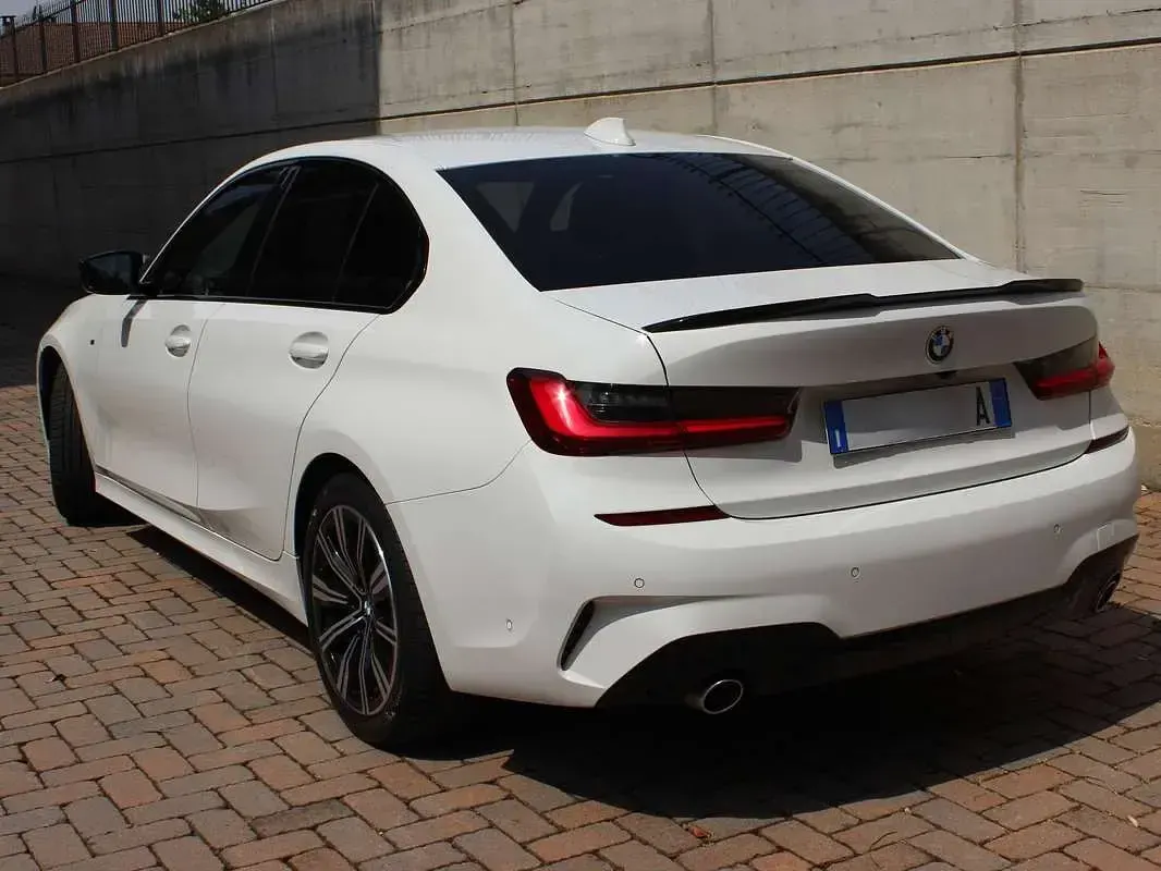 Usata BMW 318 M Sport 150 CV (110 kW) 2022 Bianco Berlina