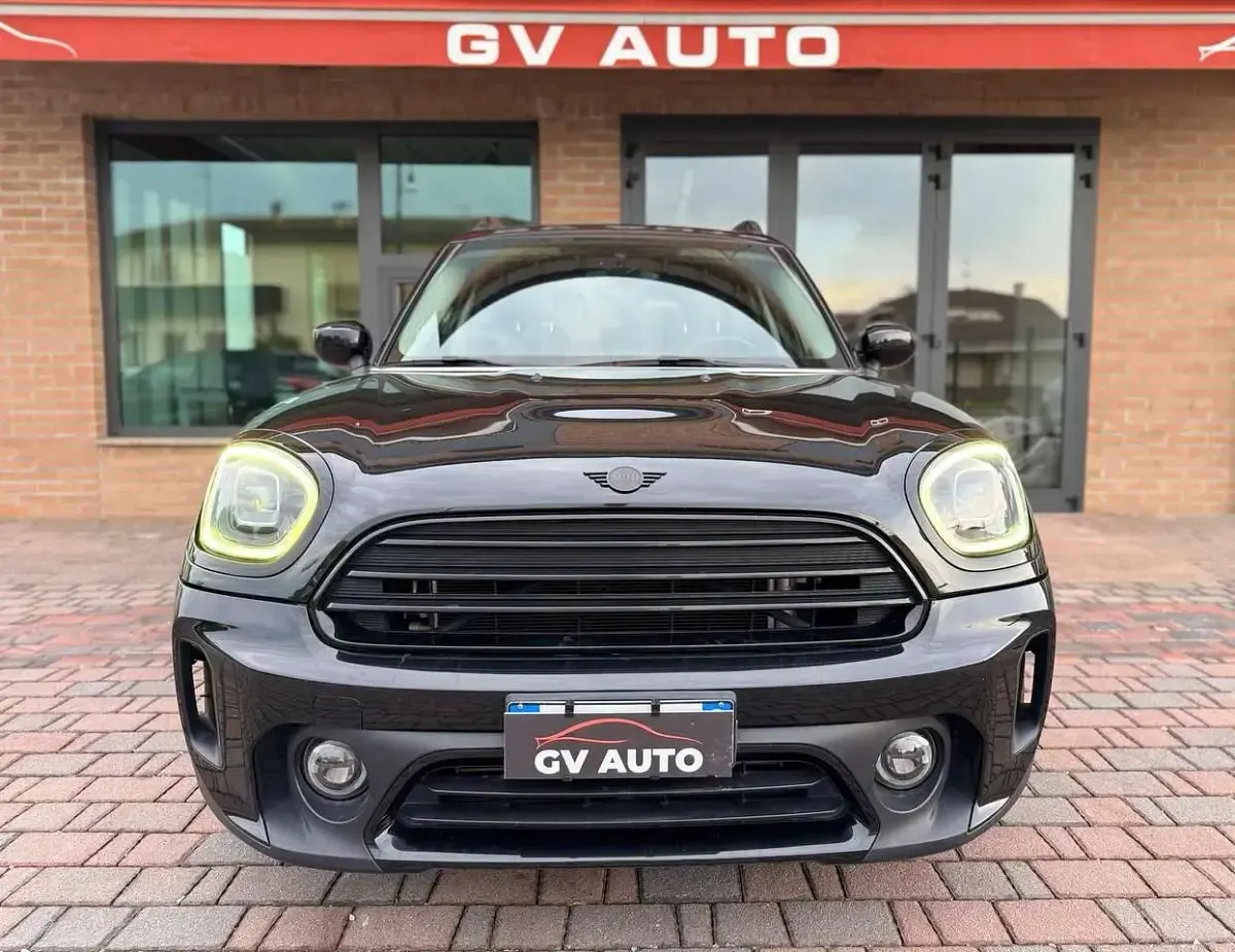 Usata Mini Cooper Countryman Essential 136 CV (100 kW) 2023 Midnight black ii SUV
