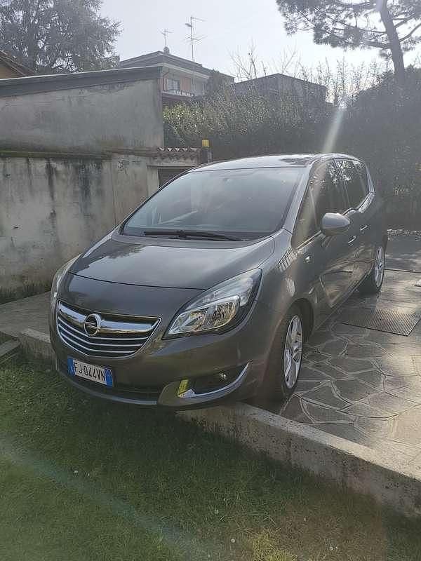 Usata Opel Meriva S 95 CV (69 kW) 2017 Monovolume