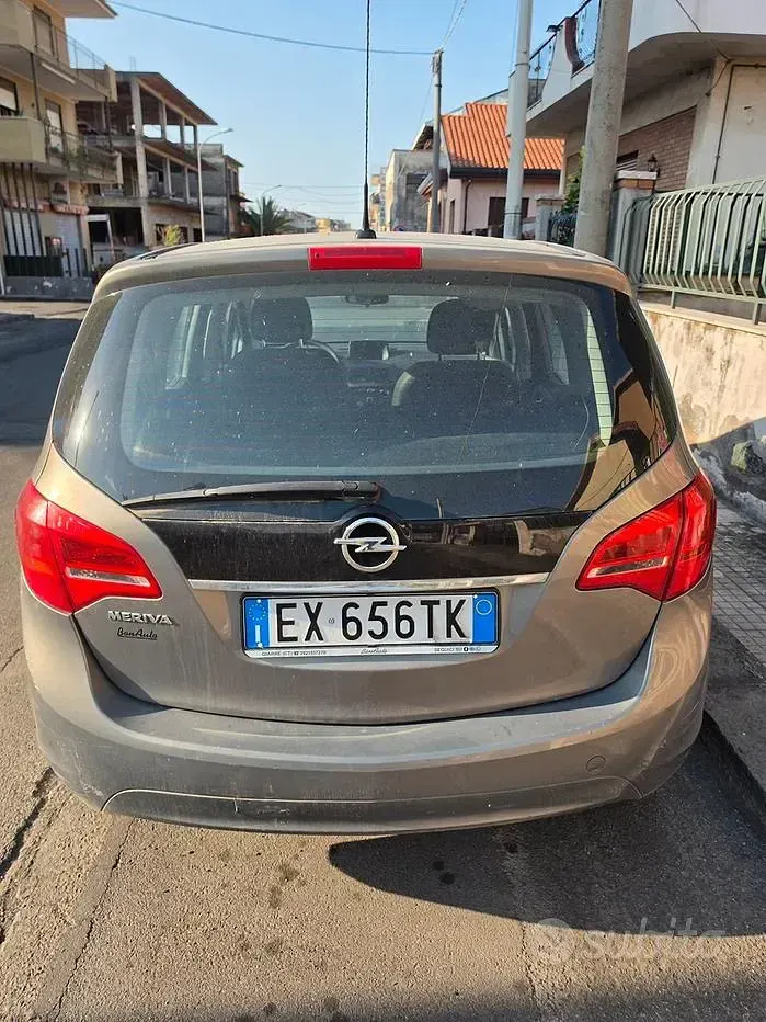 Usata Opel Meriva 120 CV (88 kW) 2014 Monovolume