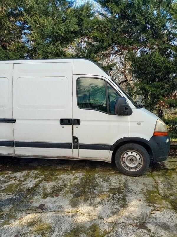 Usata 2003 Renault Master Furgone | 1500 € (Super prezzo) - Immagine 1/4