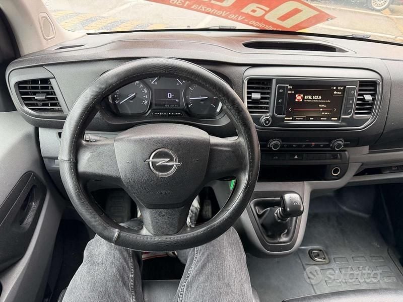 Usata Opel Vivaro 150 CV (110 kW) 2019 Bianco Monovolume