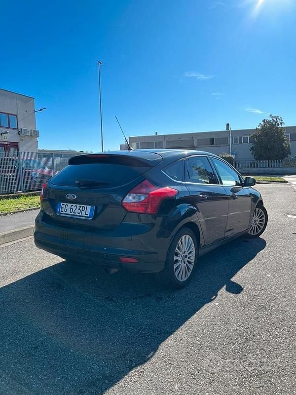 Usata Ford Focus Titanium 150 CV (110 kW) 2012 Nero Berlina