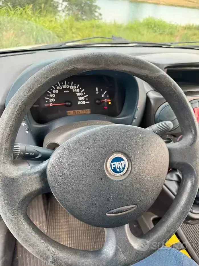Usata Fiat Doblò 63 CV (46 kW) 2002 Bianco Monovolume