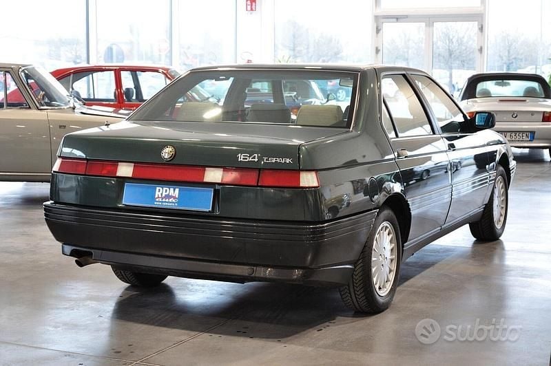 Käytetty Alfa Romeo 164 145 HP (106 kW) 1990 Vihreä Sedan