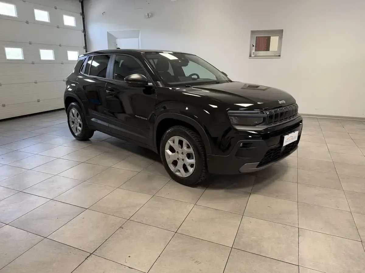 Usata Jeep Avenger Longitude 101 CV (74 kW) 2024 Nero SUV