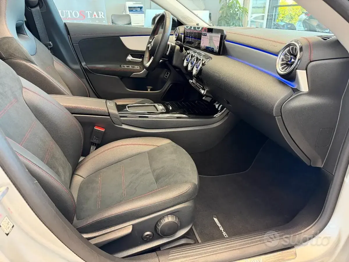 Usata Mercedes CLA200 AMG line 150 CV (110 kW) 2024 Argento Coupé