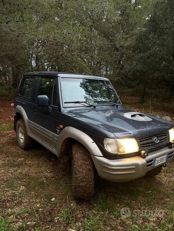 Usata Hyundai Galloper 2000 Blu SUV