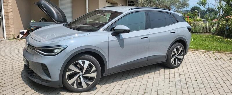Usata VW ID.4 Pro 210 kW (286 CV) 2024 Grigio SUV