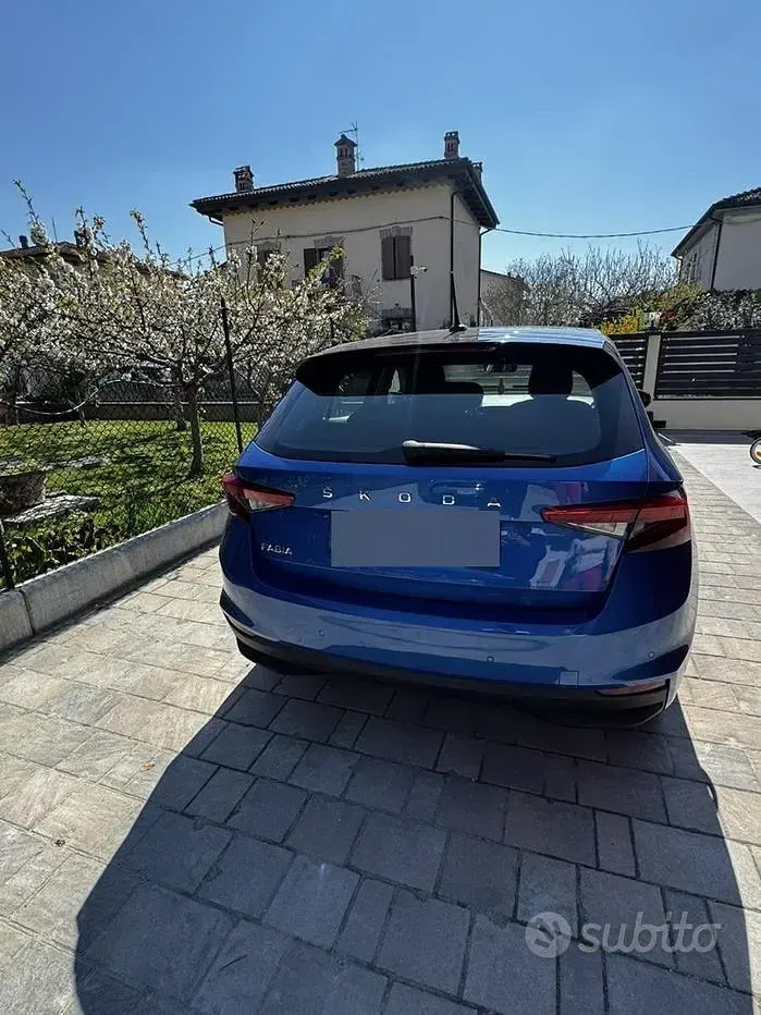 Usata Skoda Fabia Style 95 CV (69 kW) 2021 Bluazzurro Utilitaria