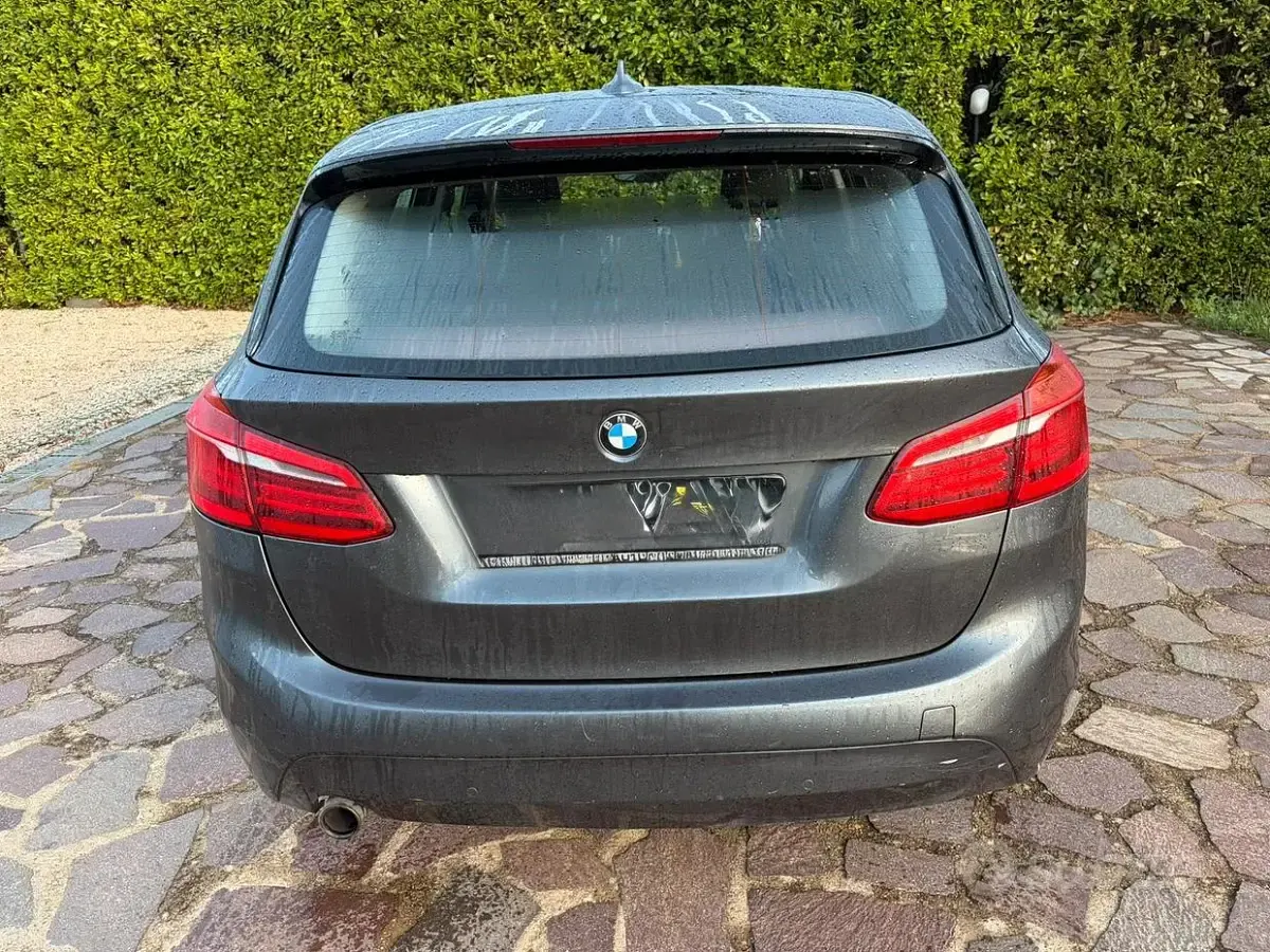Usata BMW 218 150 CV (110 kW) 2015 Grigio Station wagon