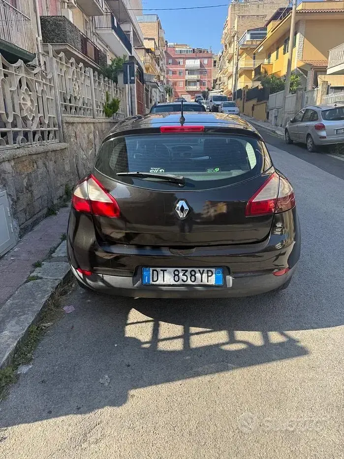 Usata Renault Mégane 110 CV (80 kW) 2009 Nero Berlina