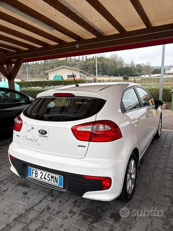 Usata Kia Rio 2016 Bianco Utilitaria