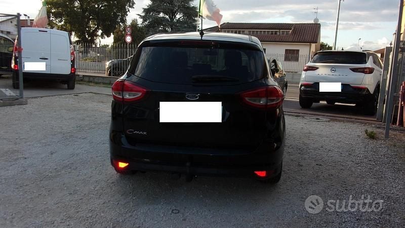 Usata Ford C-MAX Titanium 95 CV (69 kW) 2017 Nero Monovolume