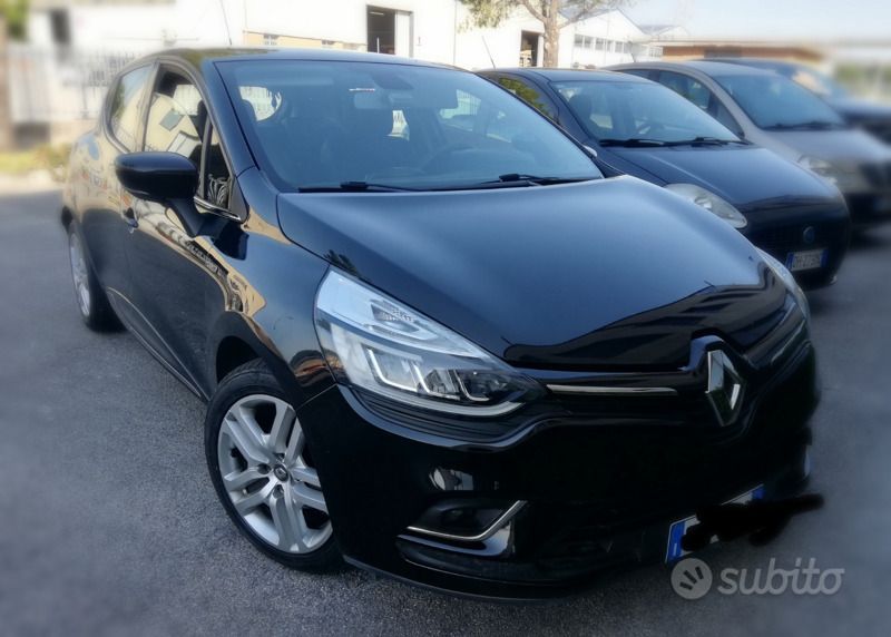 Usata Renault Clio IV 75 CV (55 kW) 2018 Nero Utilitaria
