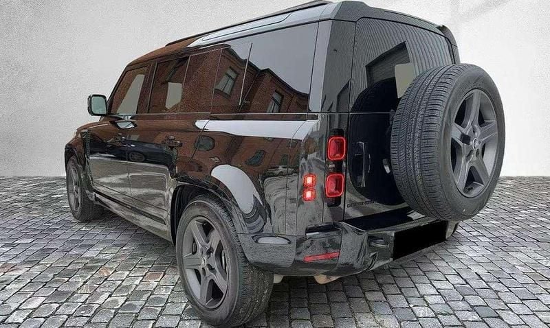 Usata Land Rover Defender SE Dynamic 299 CV (219 kW) 2025 Nero SUV