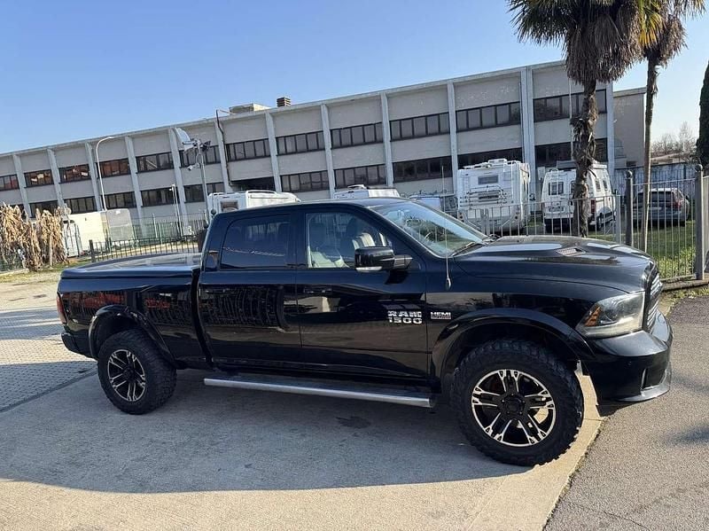 Usata Dodge Ram 400 CV (294 kW) 2014 Nero Pick-up