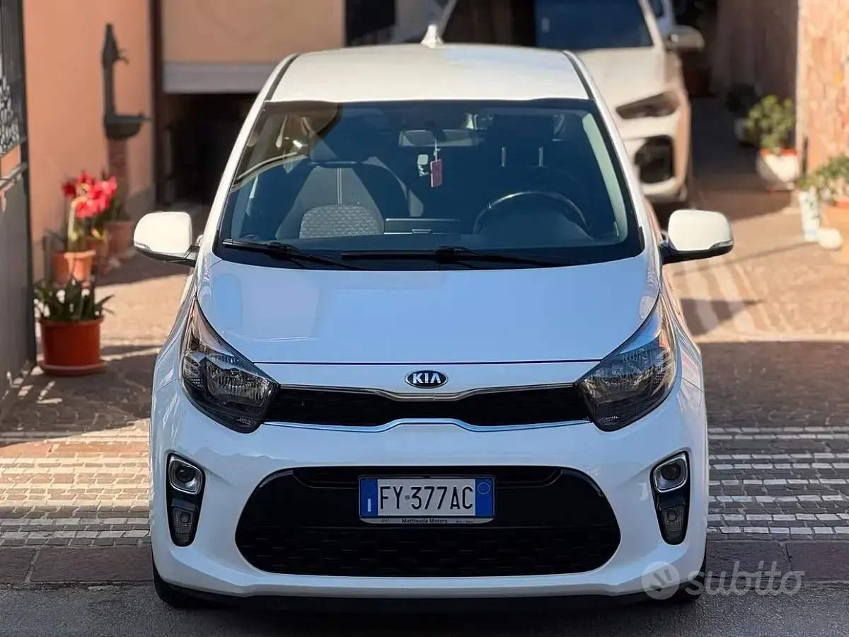 Occasion Kia Picanto X-Line 65 ch (47 kW) 2019 Blanc Citadine