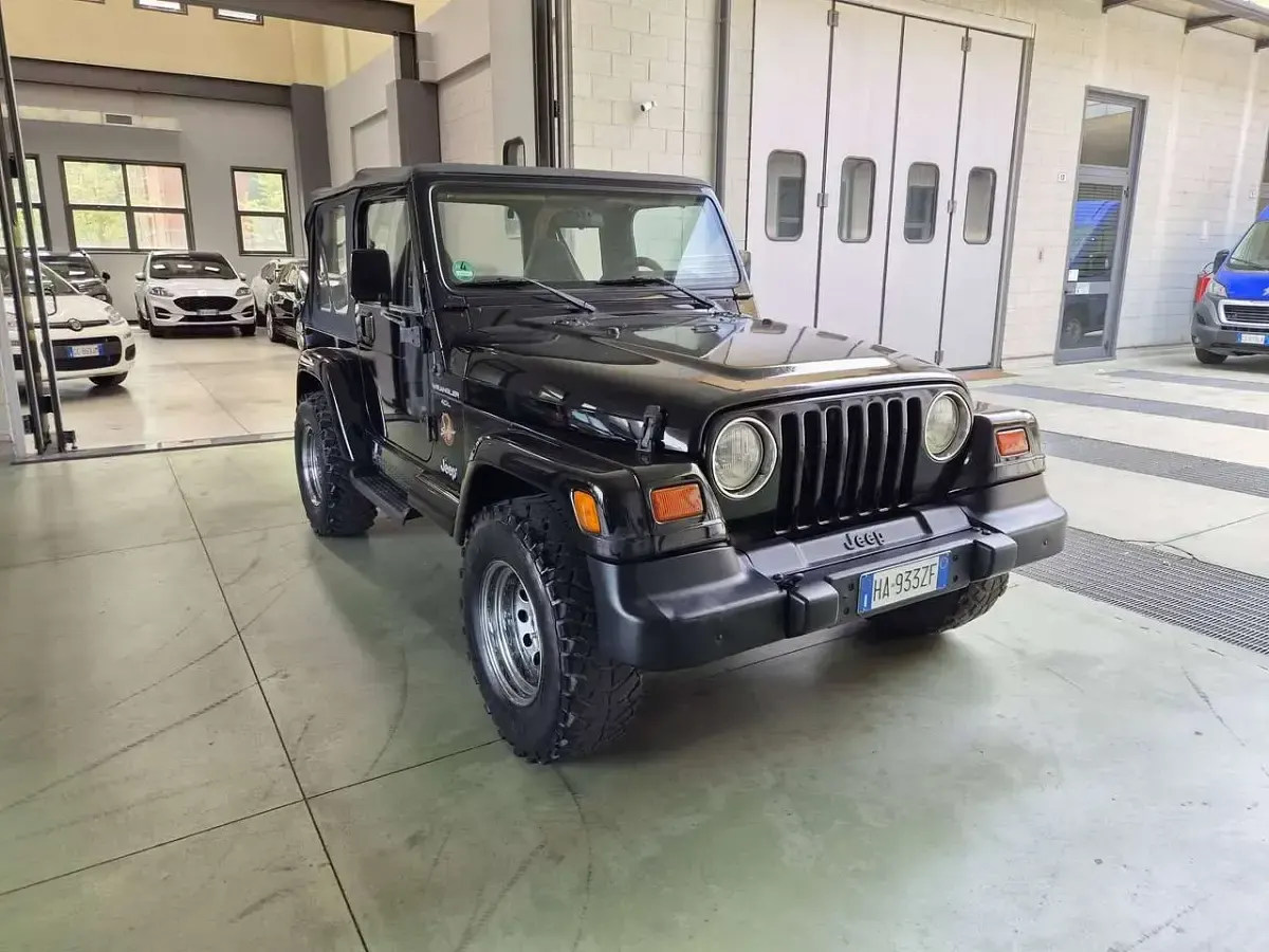 Usata Jeep Wrangler Sahara 177 CV (130 kW) 1999 Other SUV