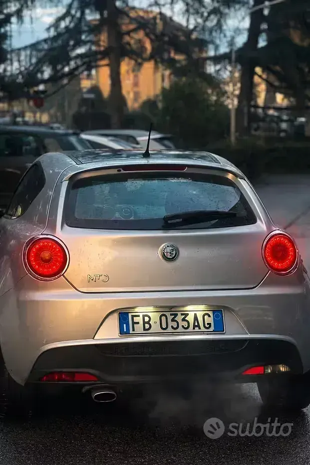 Usata Alfa Romeo MiTo 105 CV (77 kW) 2010 Grigio Utilitaria