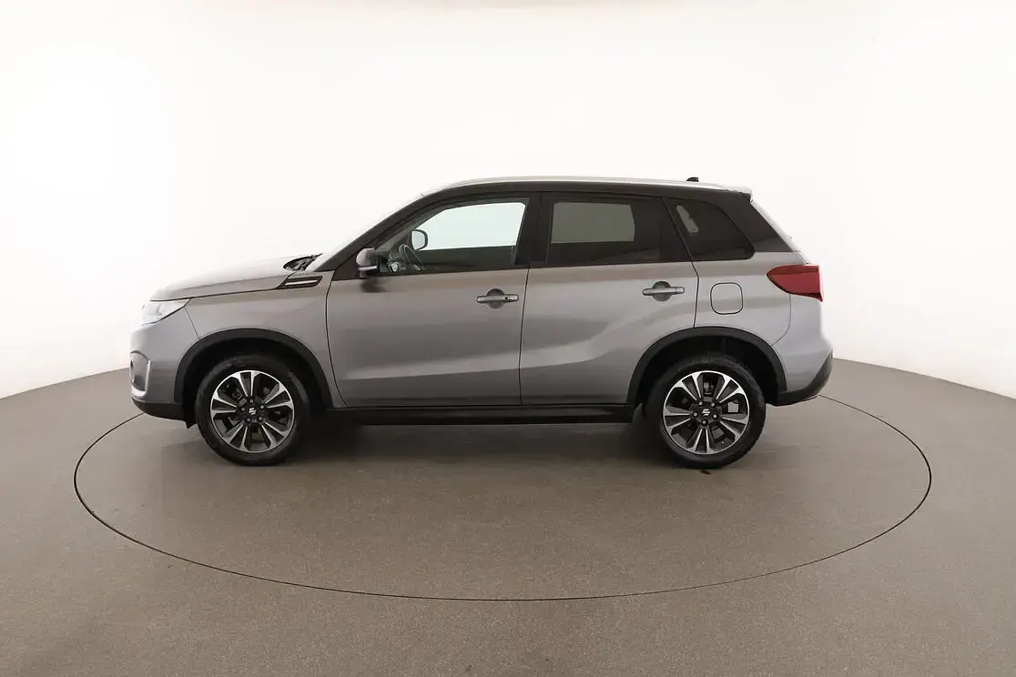 Usata Suzuki Vitara 129 CV (94 kW) 2024 Grigio SUV