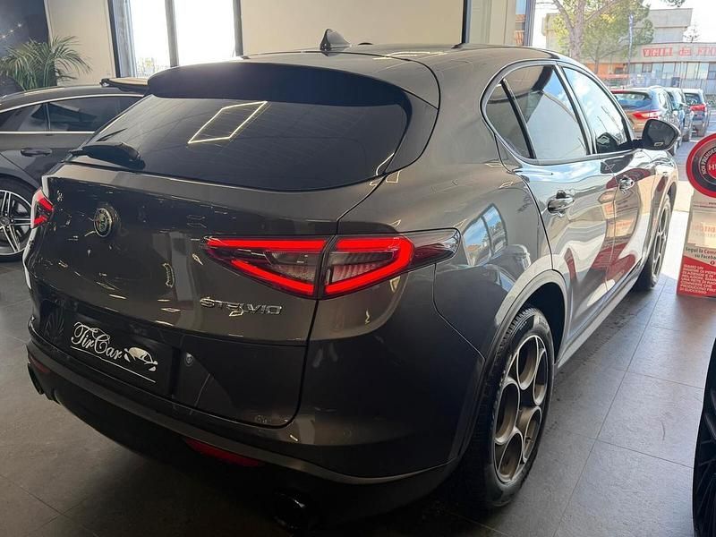 Usata Alfa Romeo Stelvio Sprint 210 CV (154 kW) 2023 Grigio SUV