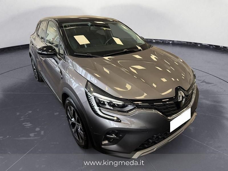 Usata Renault Captur Techno 143 CV (105 kW) 2023 Grigio SUV