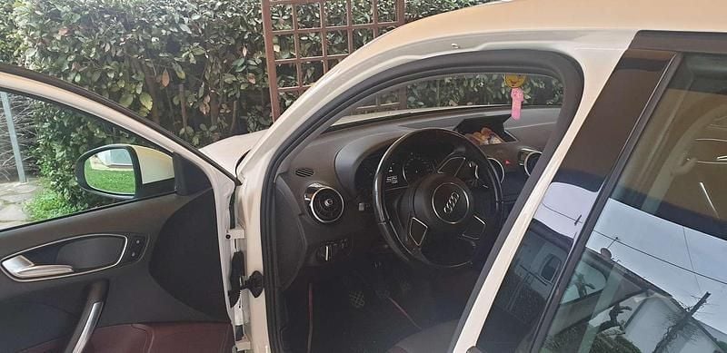 Usata Audi A1 Sportback Attraction 86 CV (63 kW) 2012 Utilitaria