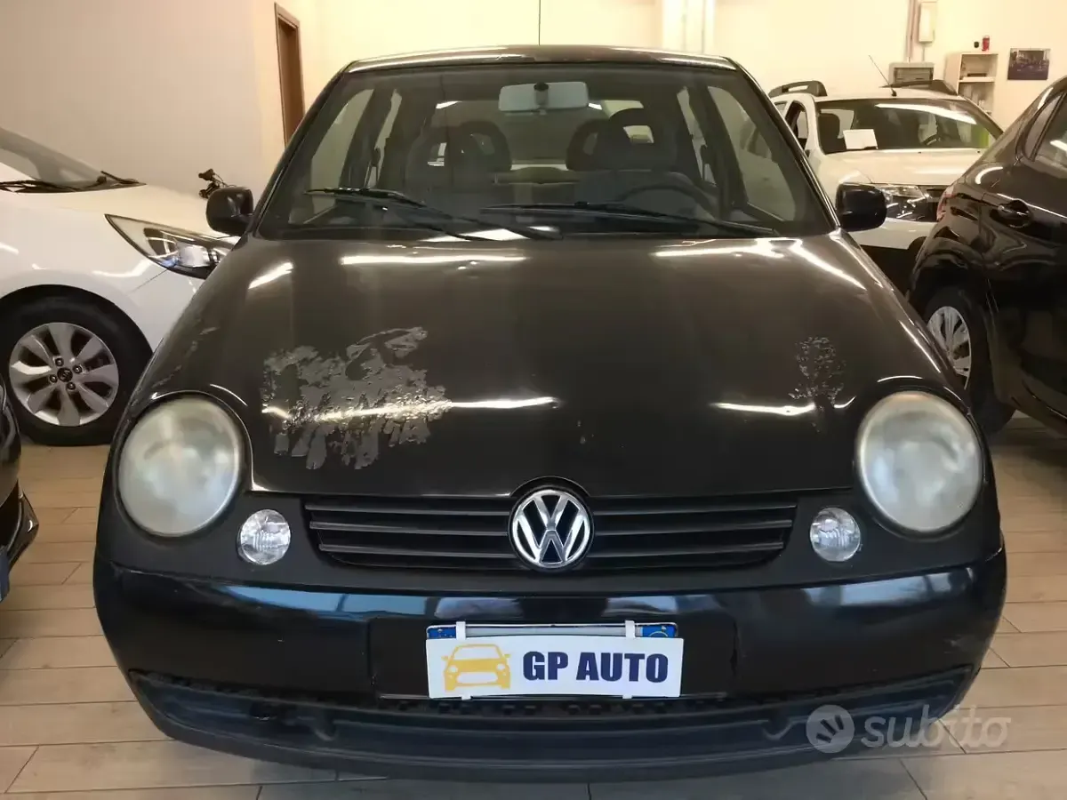 Usado VW Lupo Trendline 50 CV (36 kW) 2002 Negro Utilitario