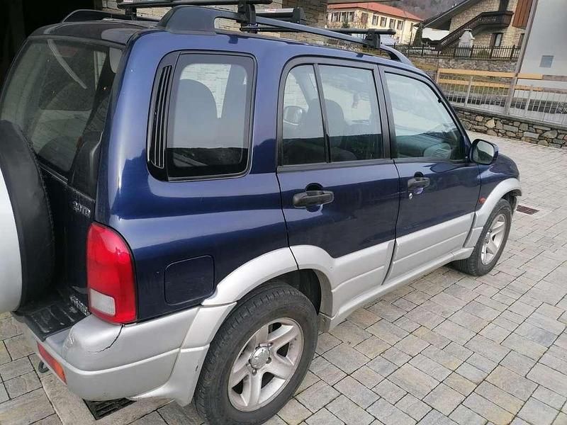 Usata Suzuki Grand Vitara 109 CV (80 kW) 2003 SUV